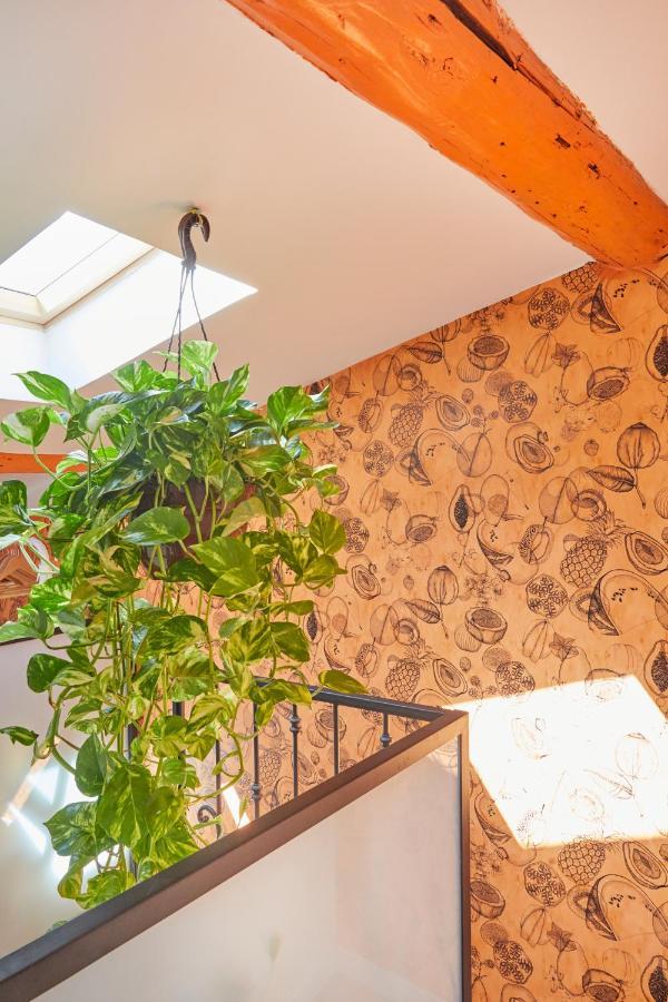 Remarkable Flat In The Historical Part Of Безье Экстерьер фото
